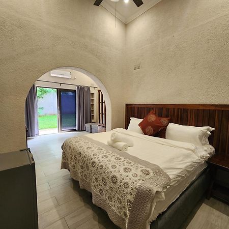 Jacaranda Lodge Victoria Falls Dış mekan fotoğraf