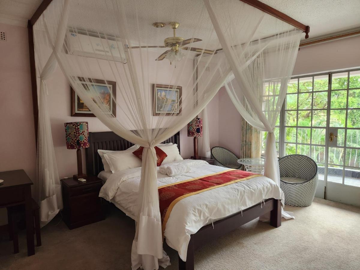 Jacaranda Lodge Victoria Falls Dış mekan fotoğraf
