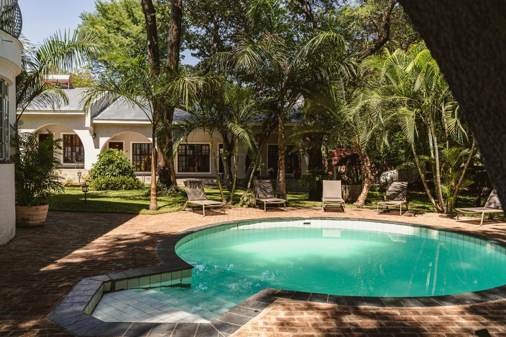 Jacaranda Lodge Victoria Falls Dış mekan fotoğraf