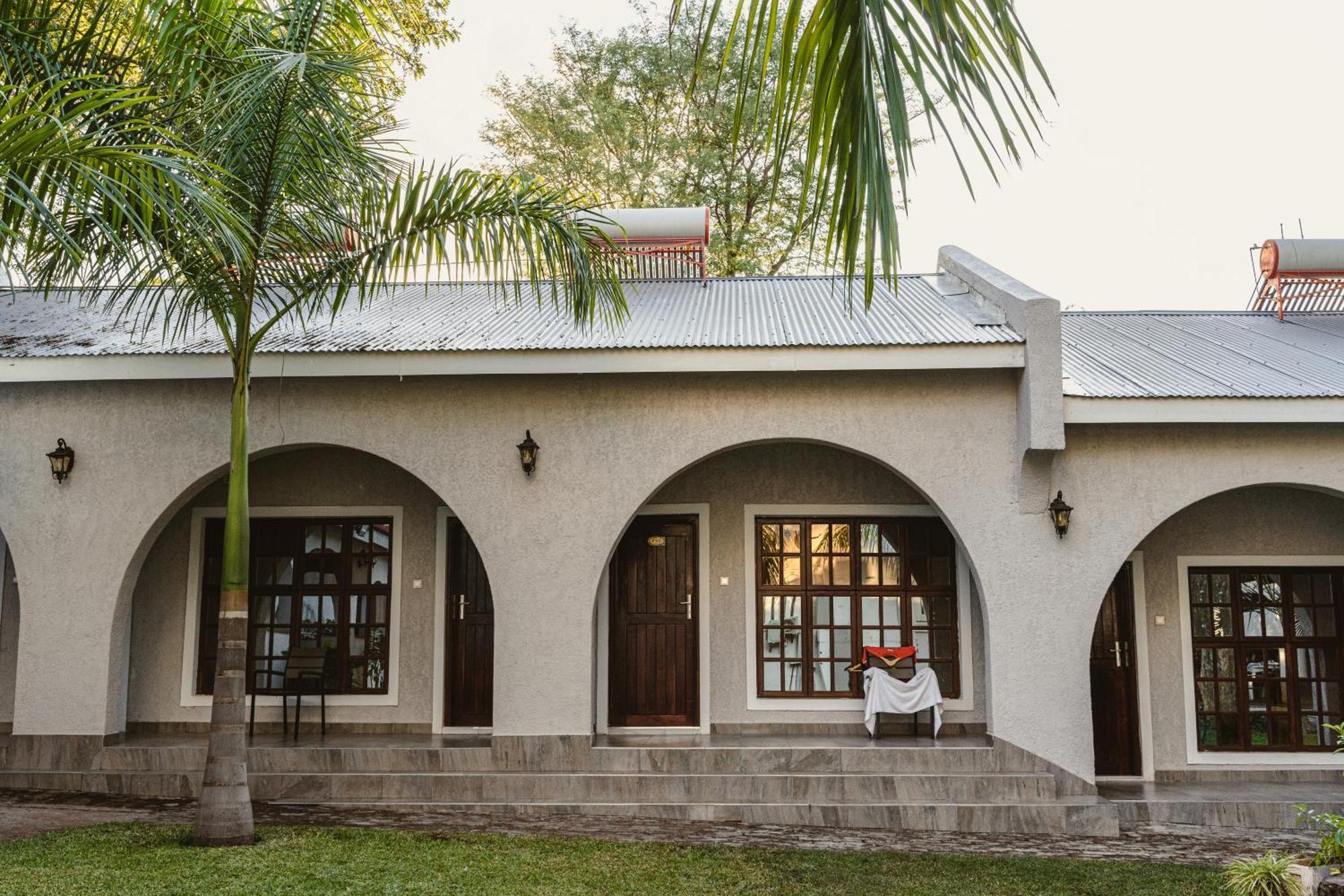 Jacaranda Lodge Victoria Falls Dış mekan fotoğraf